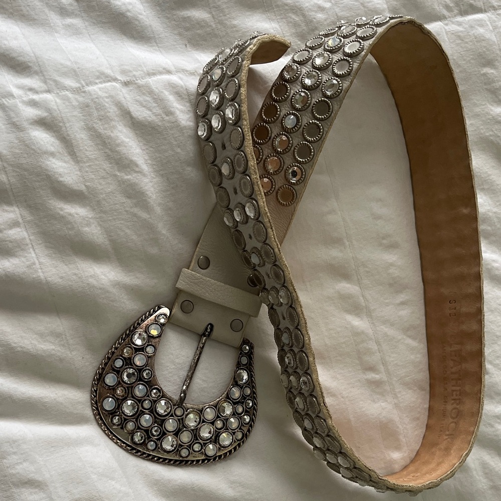 Leatherock Cream Belt with Swarovski Crystal Accents.